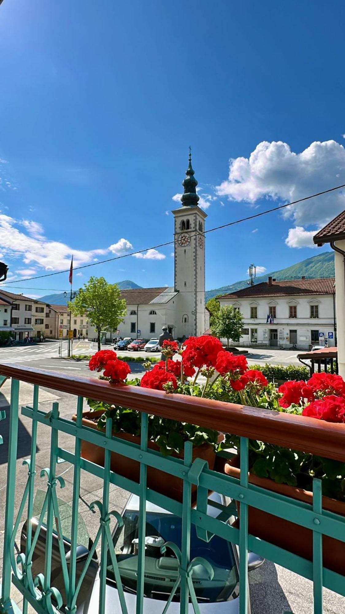 Вилла Hisa Rejmr With Private Parking Кобарид Экстерьер фото